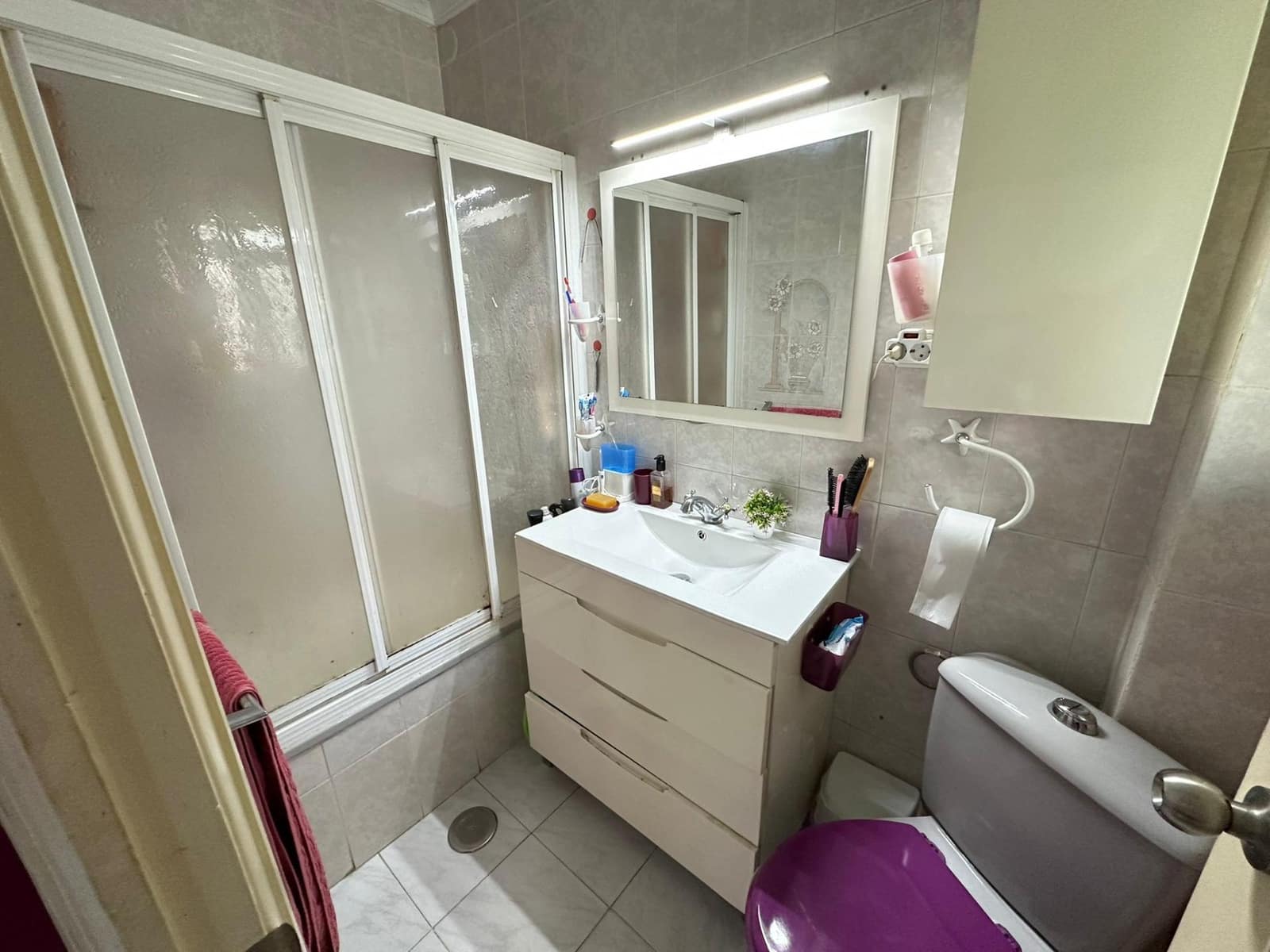 2 soveværelse Lejlighed til salg i La Linea de la Concepcion - € 130.000 (Ref: 9398478)