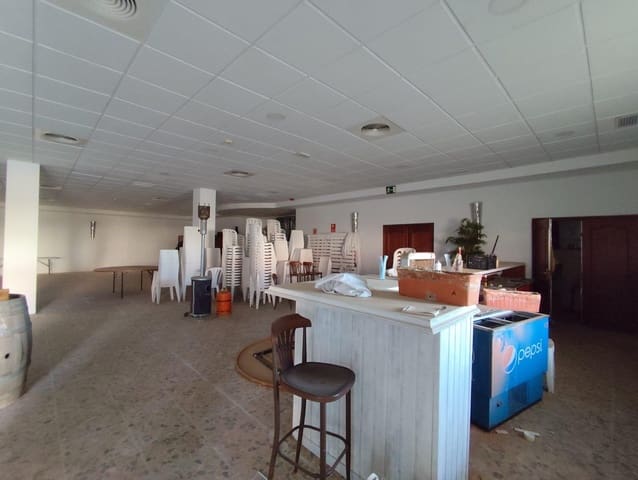 Virksomhed til salg i Campamento, San Roque - € 1.500.000 (Ref: 9419749)