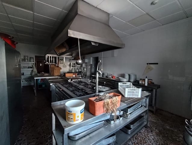 Virksomhed til salg i Campamento, San Roque - € 1.500.000 (Ref: 9419749)