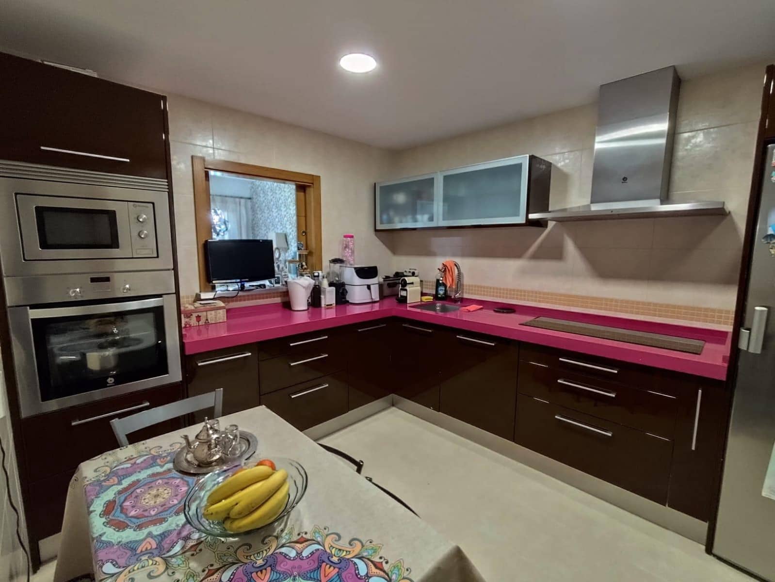 3 soveværelse Rækkehus til salg i La Linea de la Concepcion med garage - € 290.000 (Ref: 9436238)