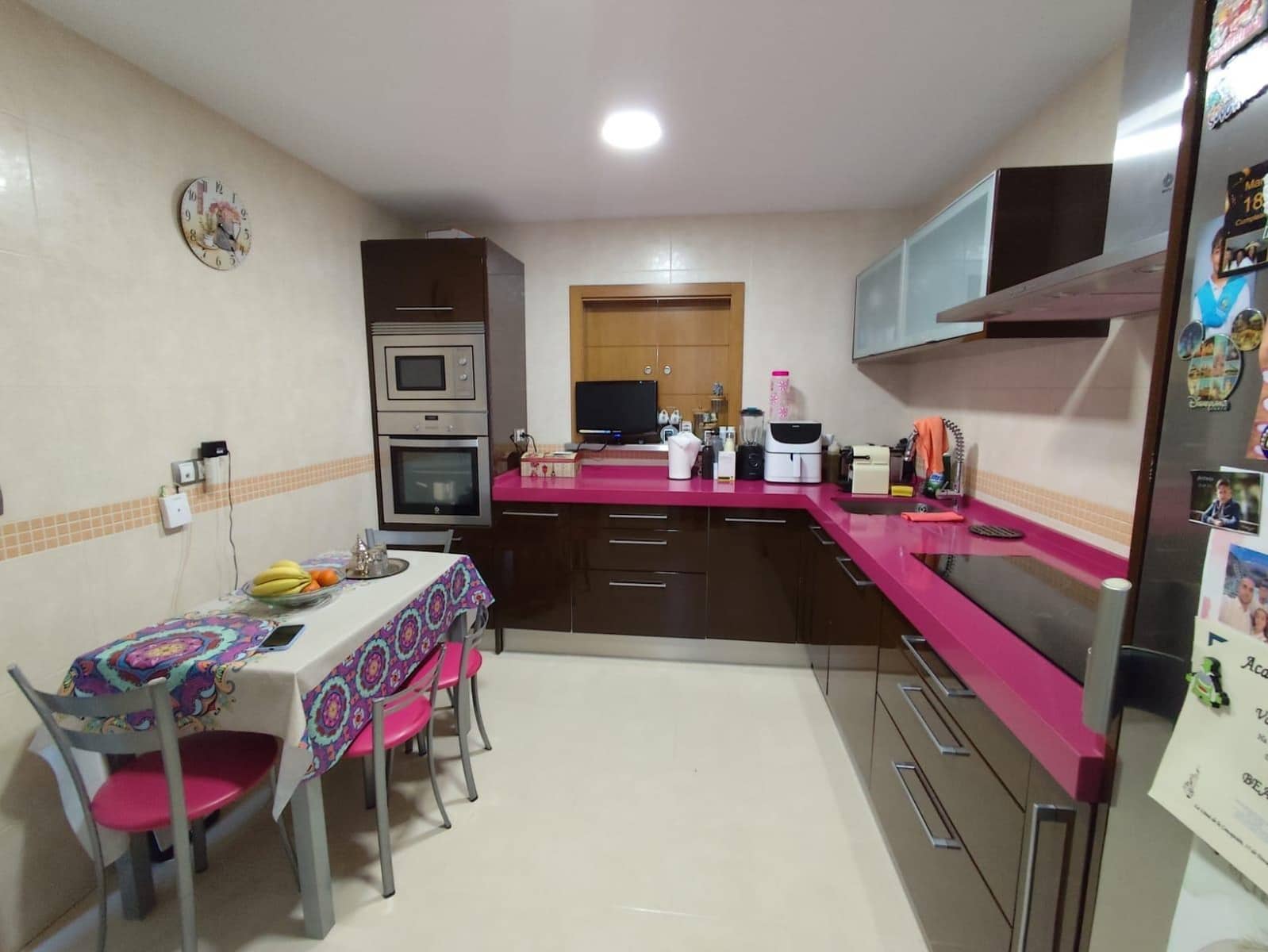 3 soveværelse Rækkehus til salg i La Linea de la Concepcion med garage - € 290.000 (Ref: 9436238)