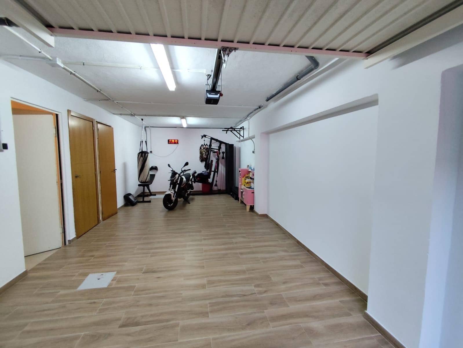 3 quarto Moradia em Banda para venda em La Linea de la Concepcion com garagem - 290 000 € (Ref: 9436238)