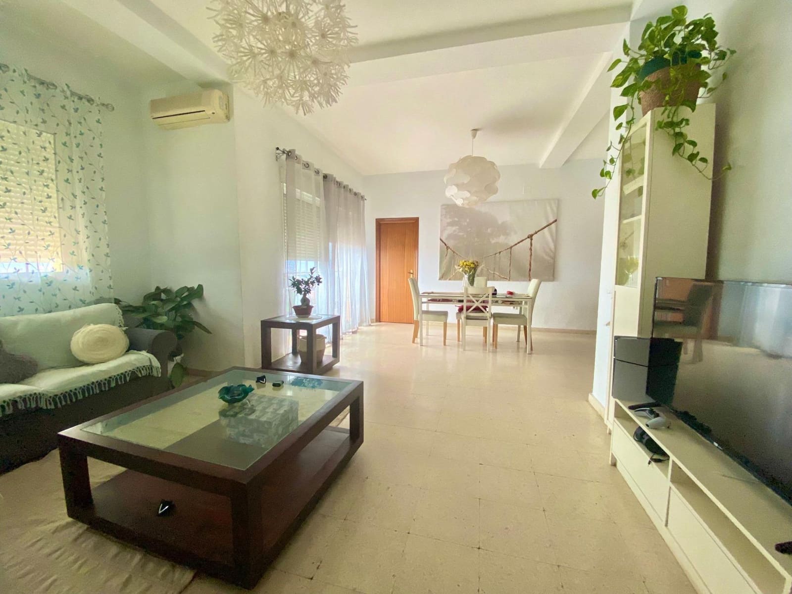 6 bedroom Flat for sale in San Roque - € 259,000 (Ref: 9437817)