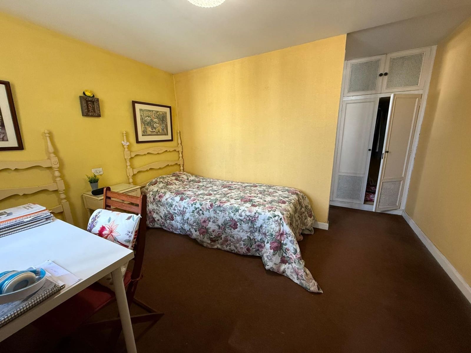 Chalet de 4 habitaciones en Algeciras en venta con garaje - 355.000 € (Ref: 9468480)