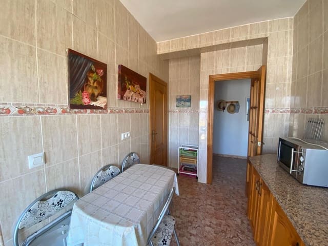 3 bedroom Flat for sale in Algeciras - € 139,900 (Ref: 9468481)