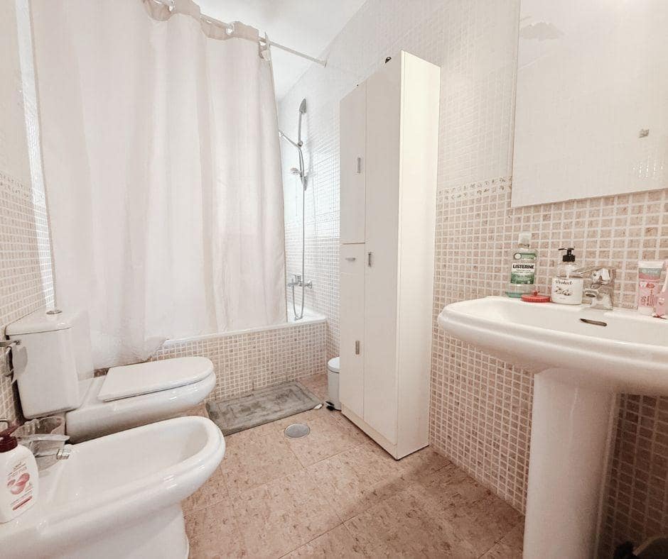 3 bedroom Flat for sale in Algeciras - € 135,000 (Ref: 9468482)