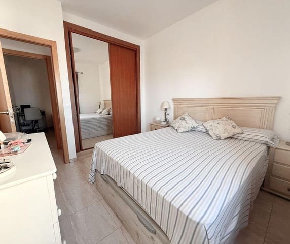 3 bedroom Flat for sale in Algeciras - € 135,000 (Ref: 9468482)