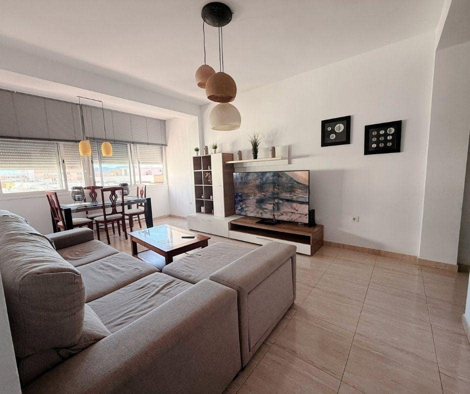 3 bedroom Flat for sale in Algeciras - € 135,000 (Ref: 9468482)
