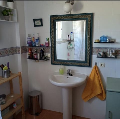 3 Zimmer Villa zu verkaufen in Algeciras - 310.000 € (Ref: 9468483)