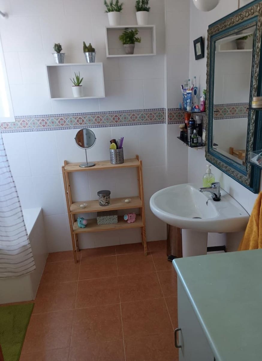 3 Zimmer Villa zu verkaufen in Algeciras - 310.000 € (Ref: 9468483)