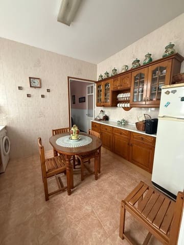 8 sovrum Hus till salu i Algeciras - 399 990 € (Ref: 9468627)