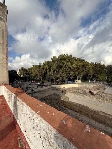 8 sovrum Hus till salu i Algeciras - 399 990 € (Ref: 9468627)