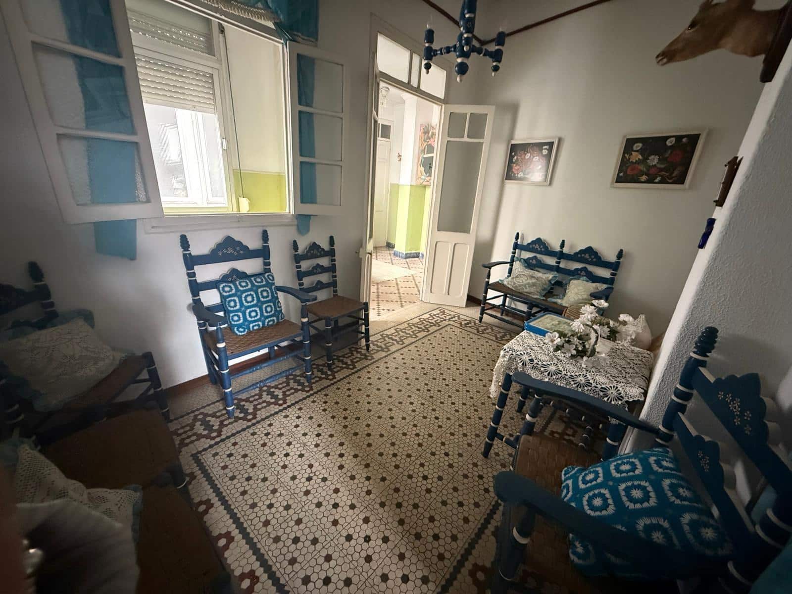 Casa de 8 habitaciones en Algeciras en venta - 399.990 € (Ref: 9468627)