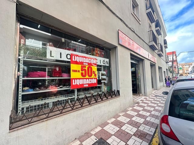 Local Commercial à vendre à La Línea de la Concepción - 350 000 € (Ref: 9472972)