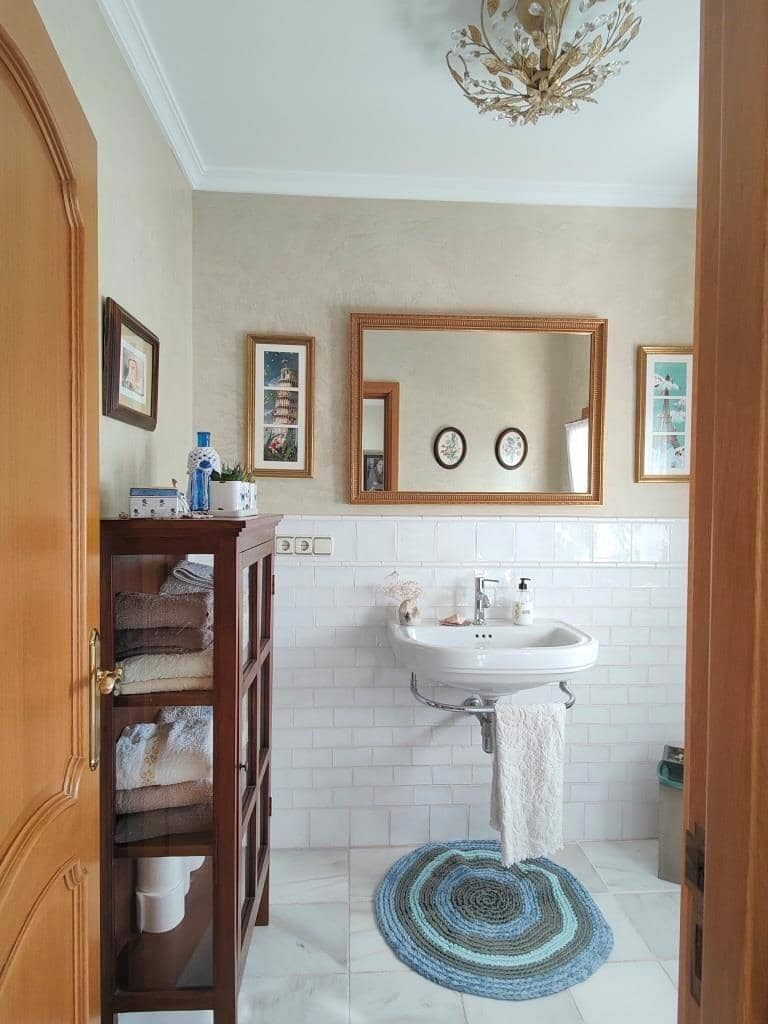 4 Zimmer Villa zu verkaufen in Los Barrios mit Garage - 745.000 € (Ref: 9530518)