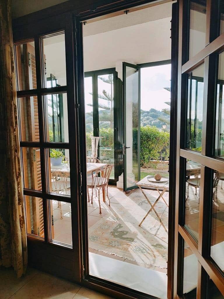 4 Zimmer Villa zu verkaufen in Los Barrios mit Garage - 745.000 € (Ref: 9530518)