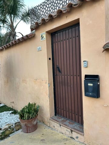 4 sovrum Radhus till salu i La Línea de la Concepción med pool - 365 000 € (Ref: 9543600)