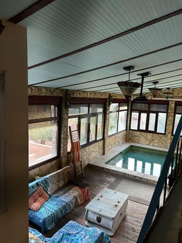 4 sovrum Radhus till salu i La Línea de la Concepción med pool - 365 000 € (Ref: 9543600)