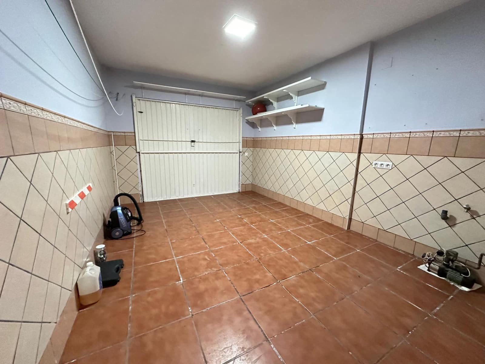 4 soveværelse Rækkehus til salg i La Linea de la Concepcion - € 280.000 (Ref: 9568637)