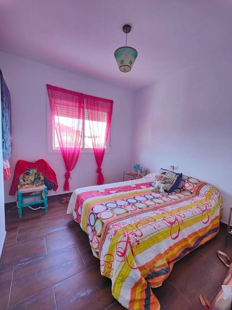 3 bedroom Villa for sale in Algeciras - € 330,000 (Ref: 9582940)