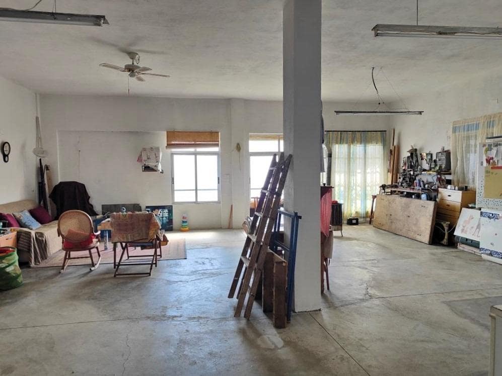 3 bedroom Villa for sale in Algeciras - € 330,000 (Ref: 9582940)