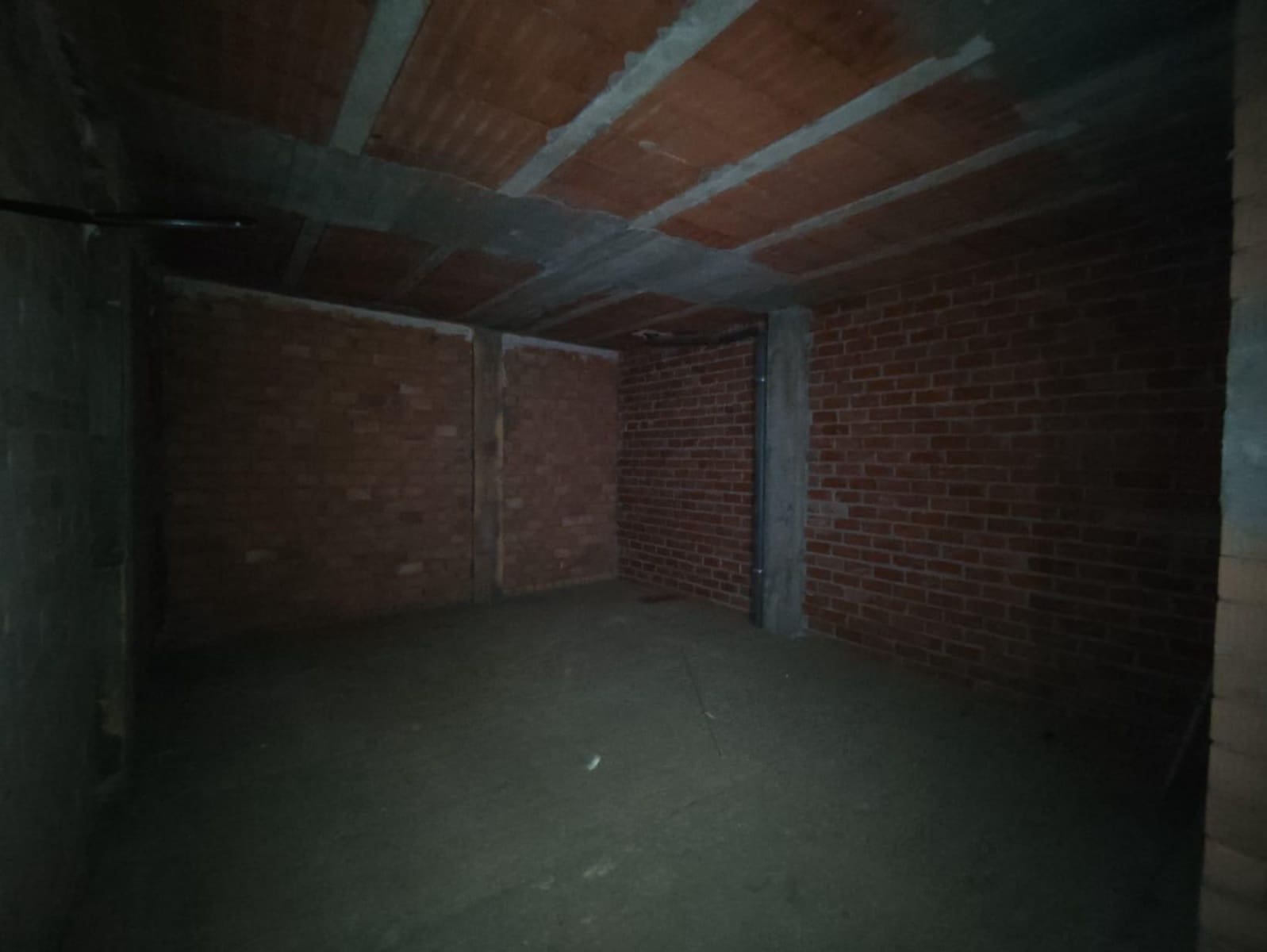 Kommersiell till salu i La Linea de la Concepcion - 115 000 € (Ref: 9591262)