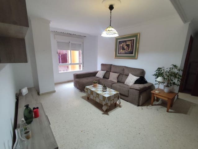4 bedroom Flat for sale in Algeciras - € 185,000 (Ref: 9599529)