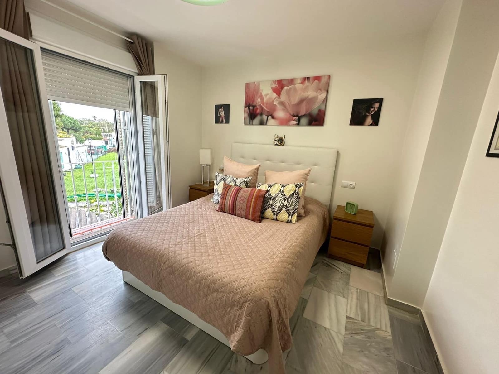 Pareado de 3 habitaciones en Guadacorte en venta - 350.000 € (Ref: 9599535)