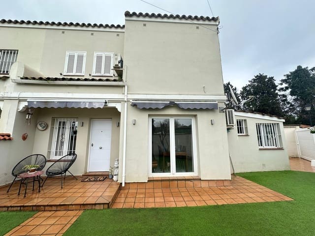 3 chambre Villa/Maison Semi-Mitoyenne à vendre à Guadacorte, Los Barrios - 350 000 € (Ref: 9599535)