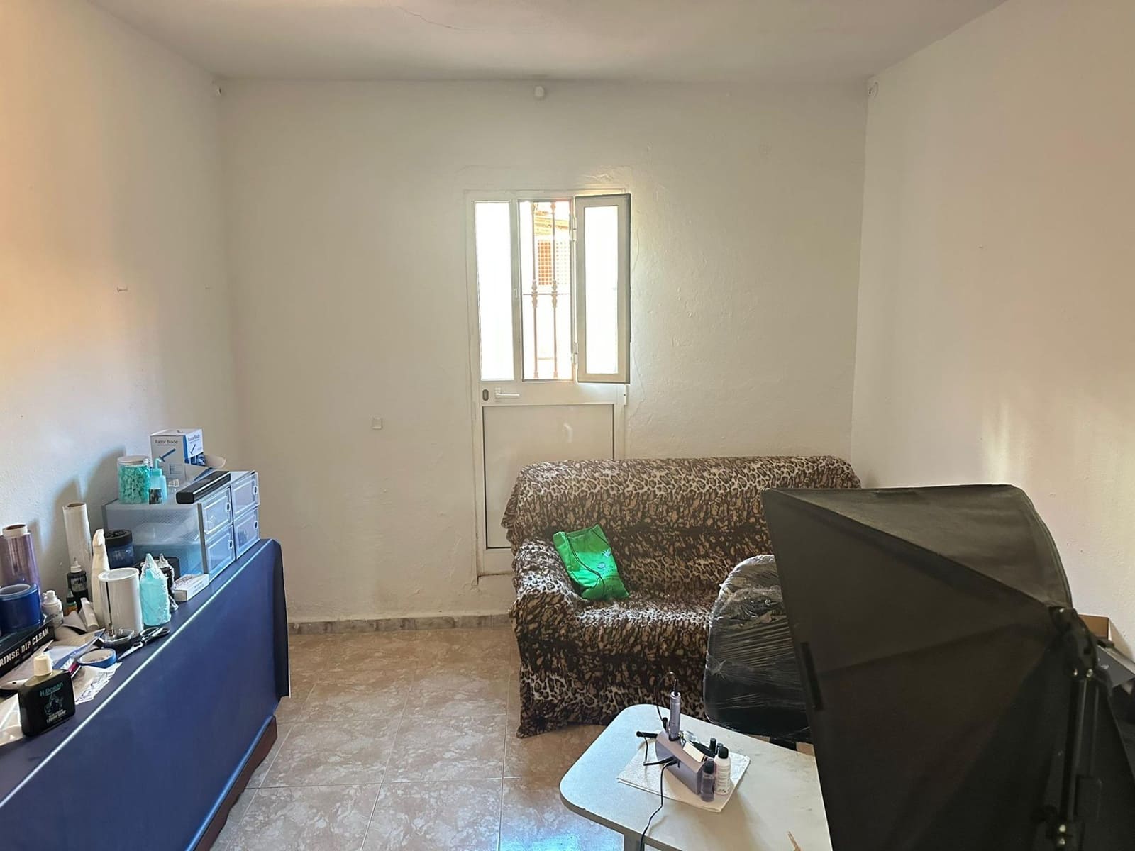 4 quarto Quinta/Casa Rural para venda em La Linea de la Concepcion com garagem - 297 000 € (Ref: 9625557)