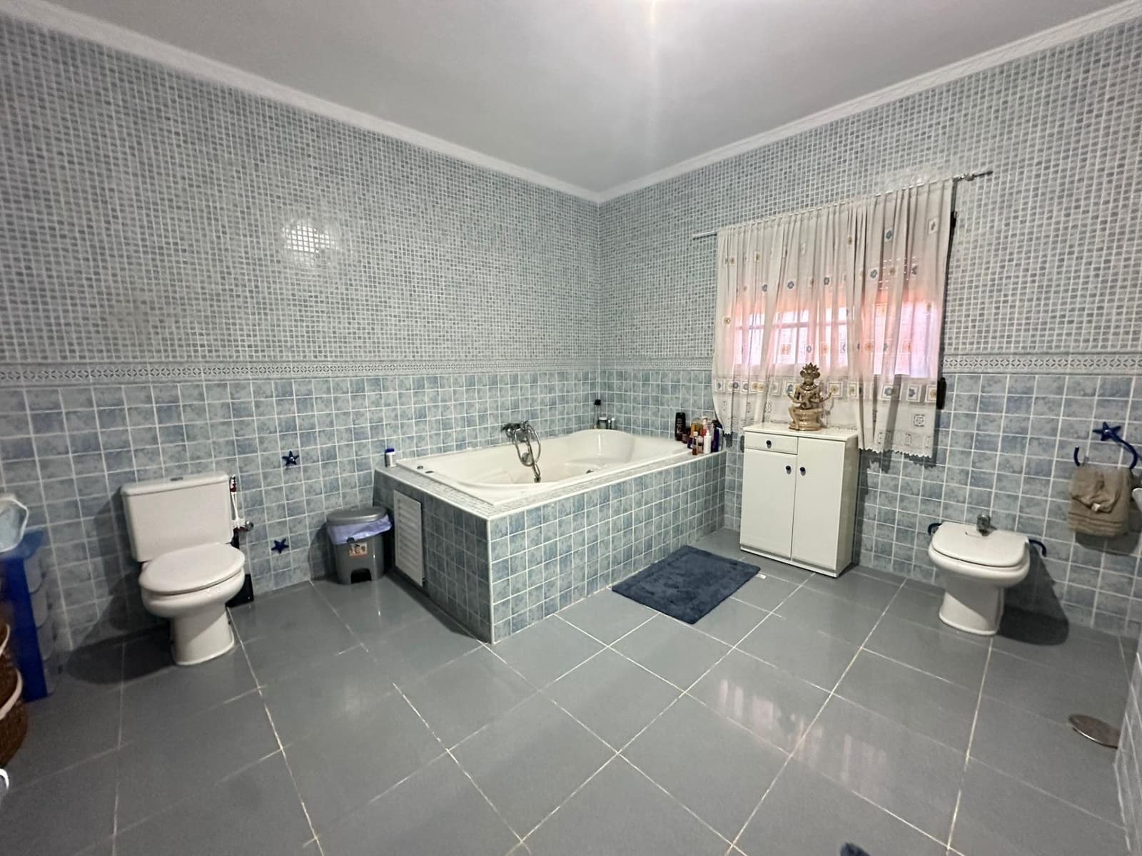 4 bedroom Finca/Country House for sale in La Linea de la Concepcion with garage - € 297,000 (Ref: 9625557)