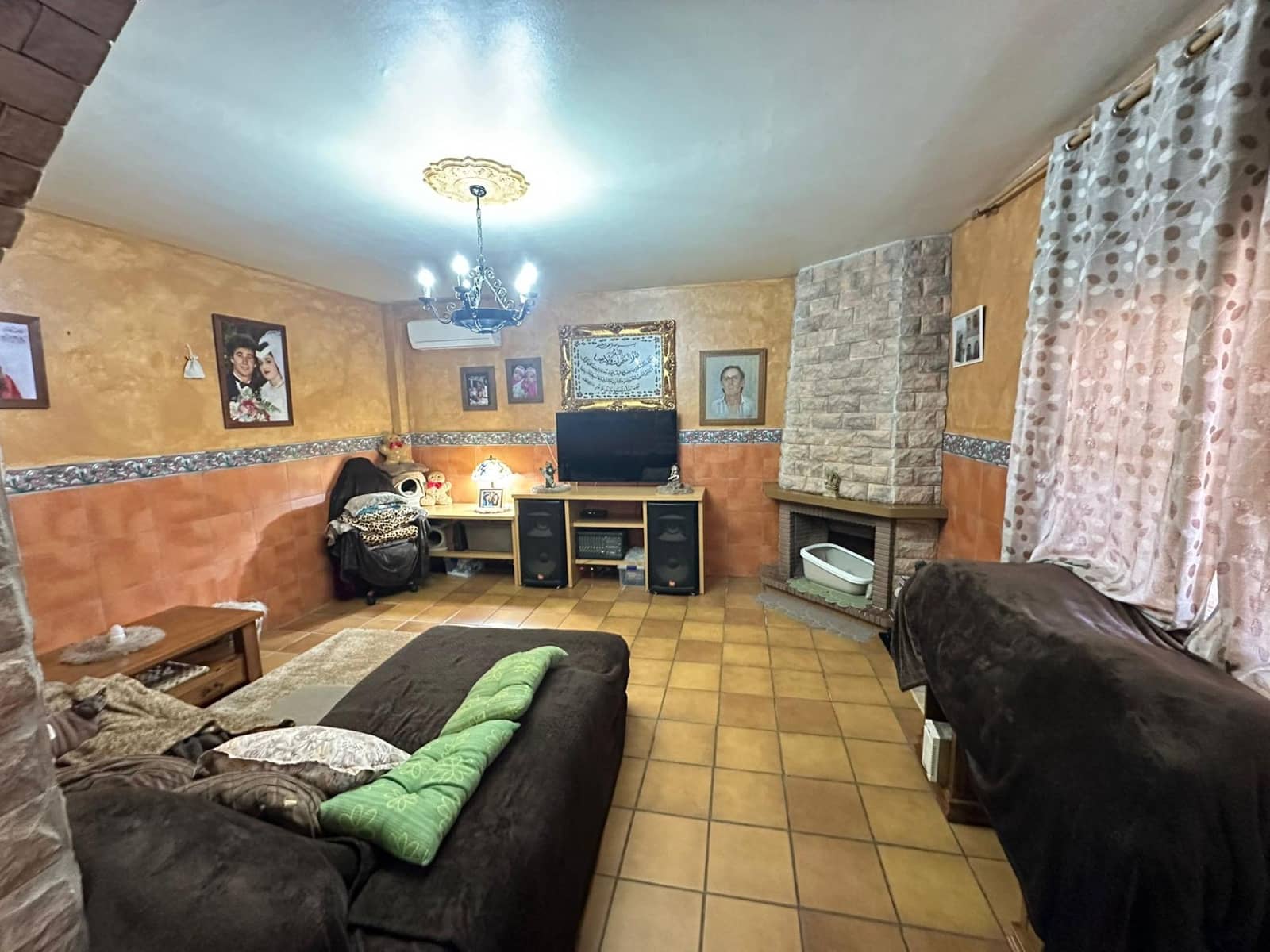 4 bedroom Finca/Country House for sale in La Linea de la Concepcion with garage - € 297,000 (Ref: 9625557)