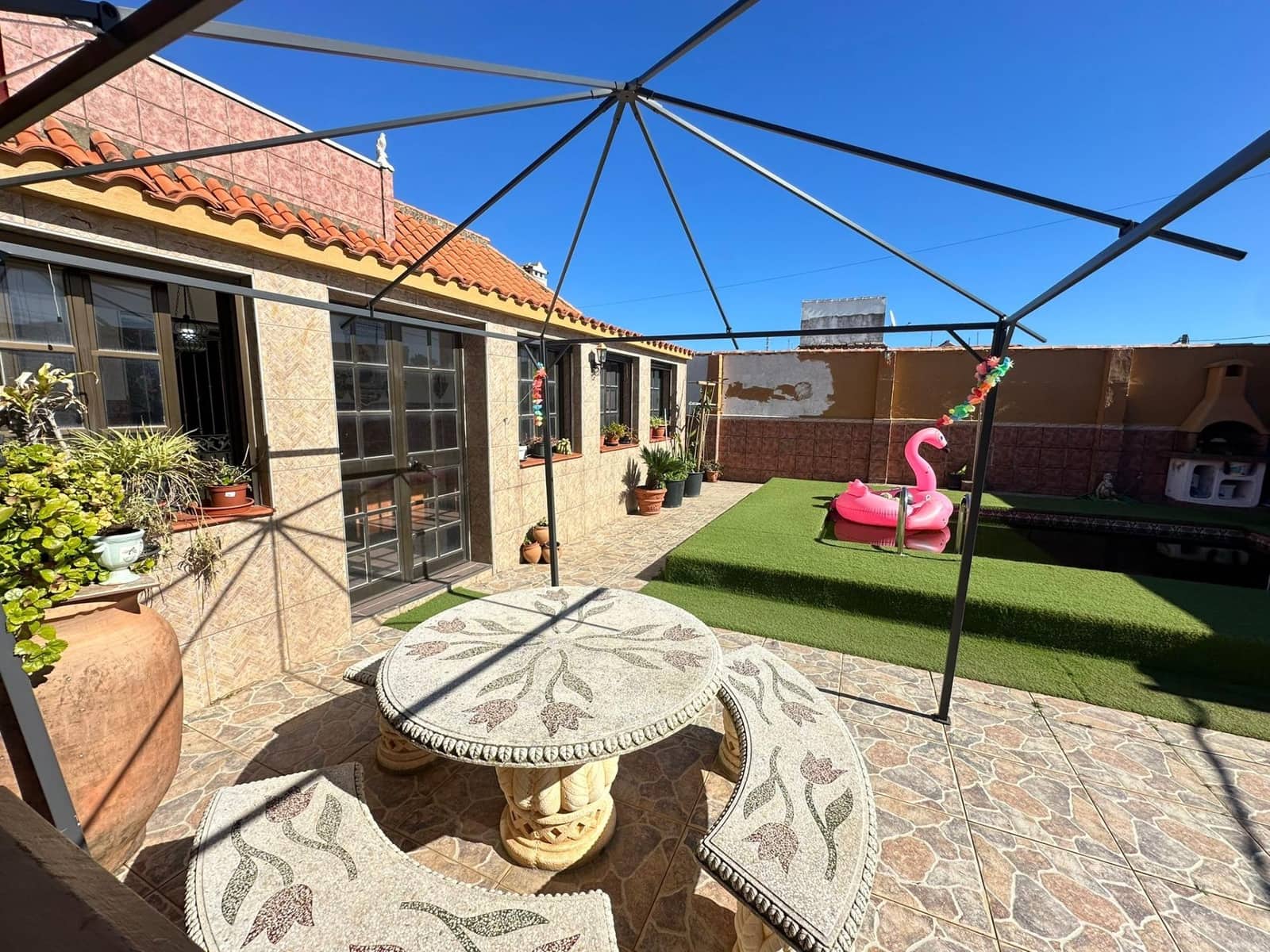 4 bedroom Finca/Country House for sale in La Linea de la Concepcion with garage - € 297,000 (Ref: 9625557)