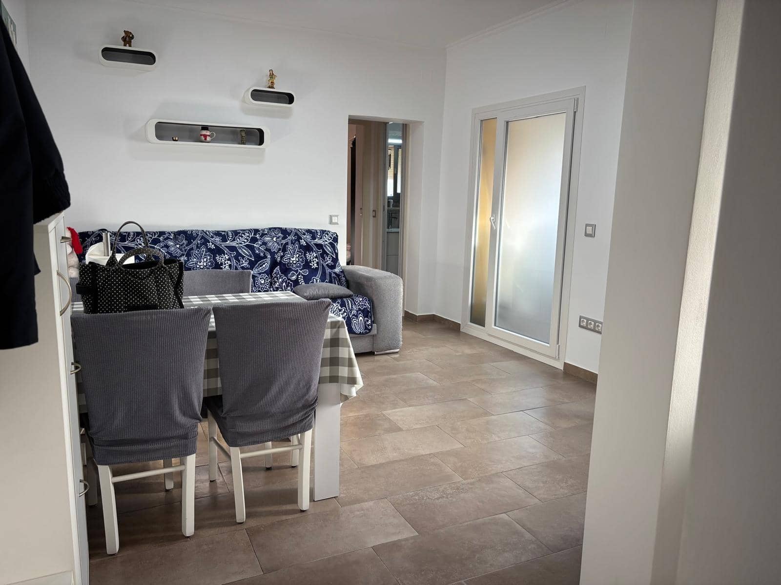 2 slaapkamer Flat te koop in Algeciras - € 99.000 (Ref: 9648101)