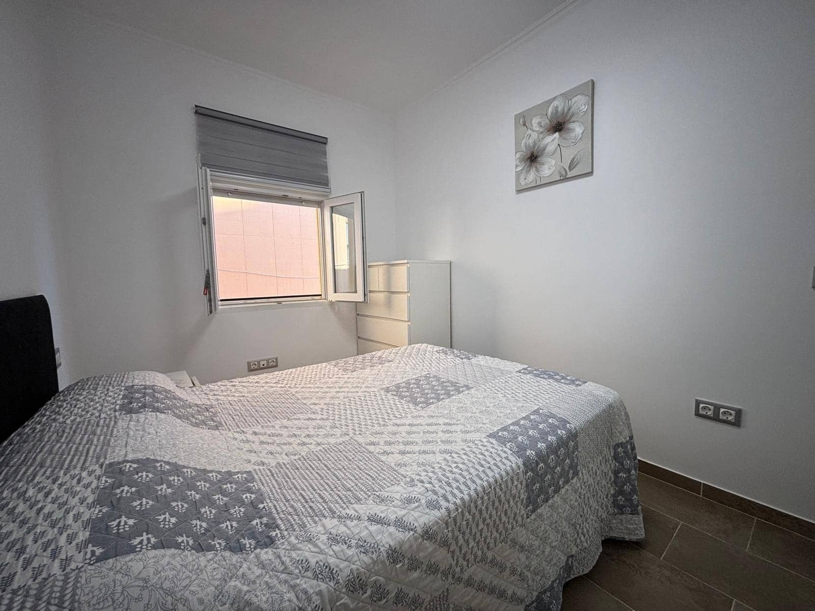 2 slaapkamer Flat te koop in Algeciras - € 99.000 (Ref: 9648101)