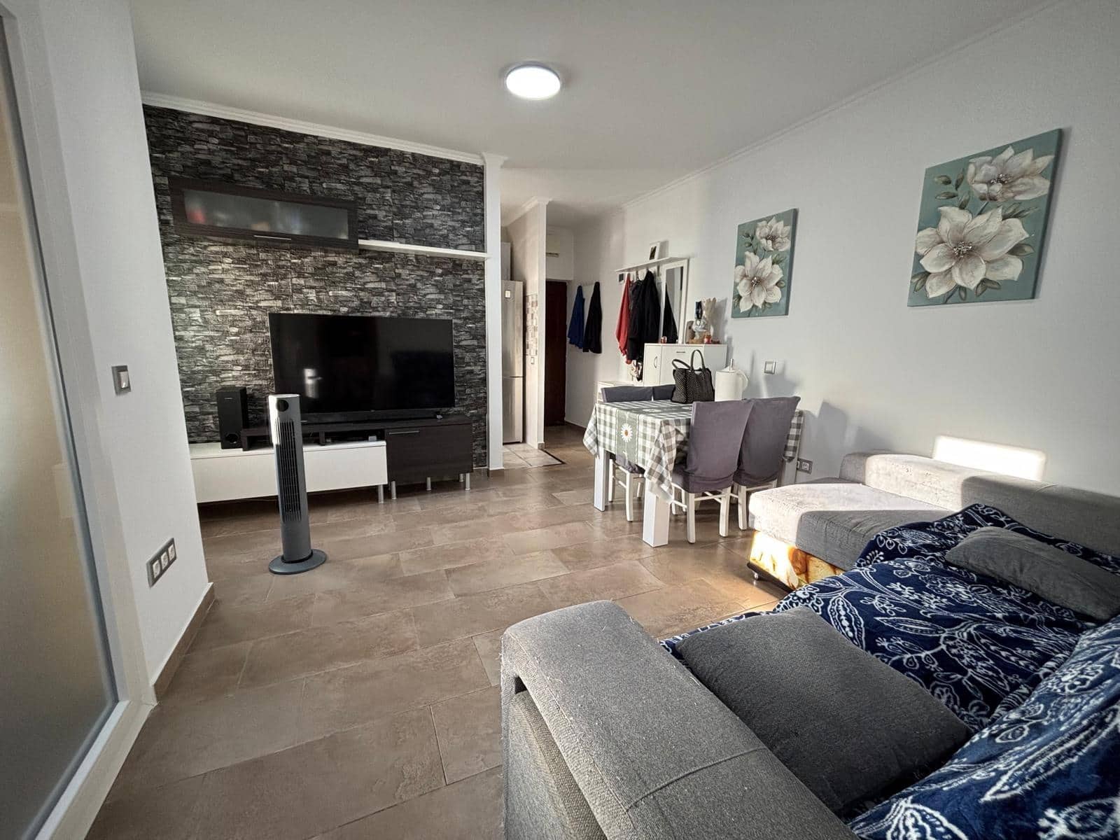 2 slaapkamer Flat te koop in Algeciras - € 99.000 (Ref: 9648101)