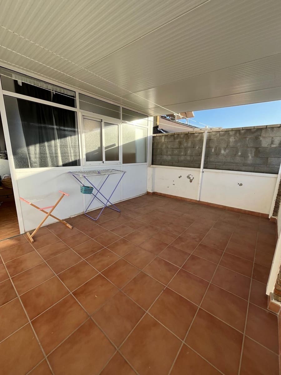 3 bedroom Terraced Villa for sale in Algeciras with pool garage - € 285,000 (Ref: 9711964)