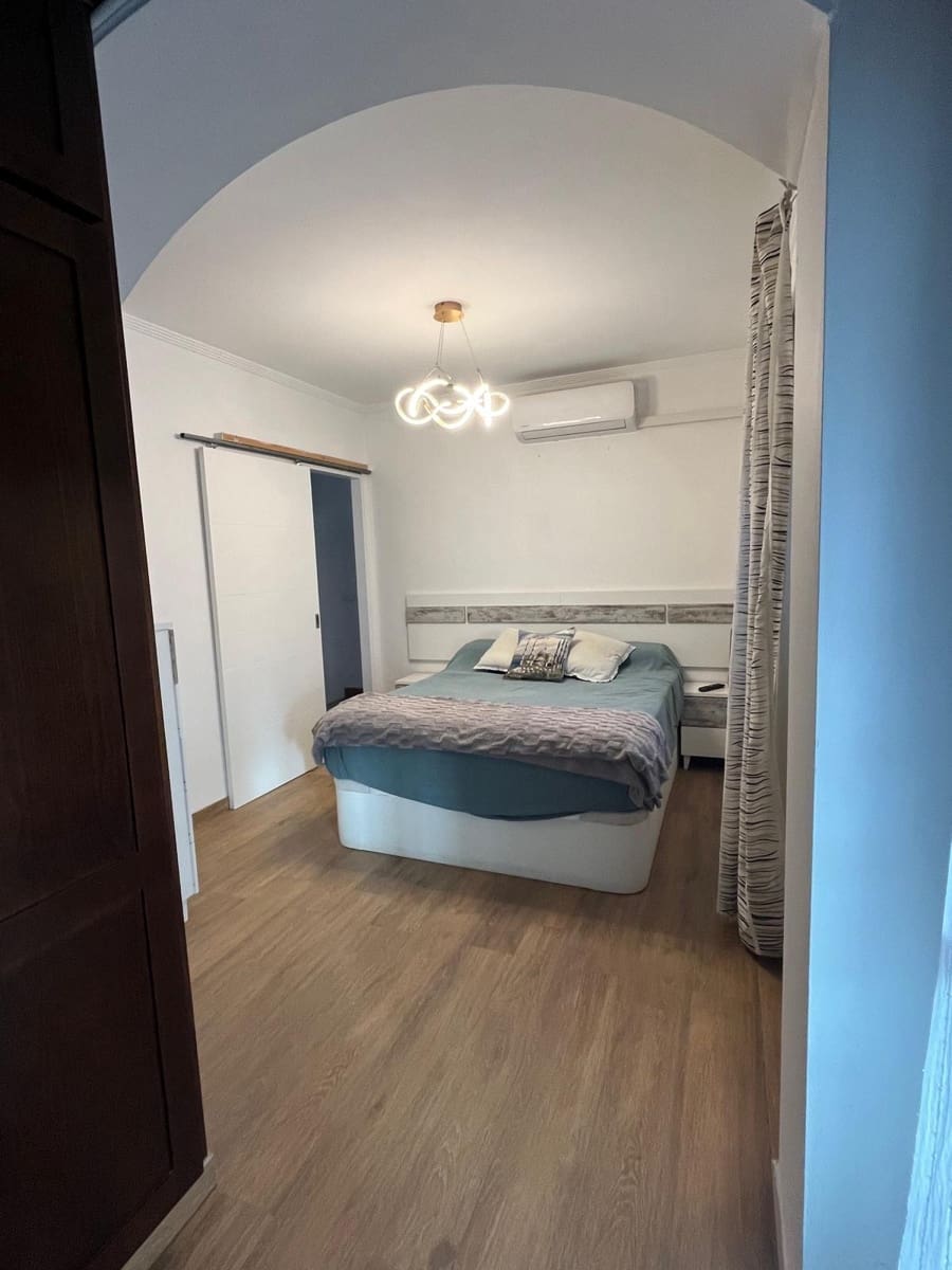 3 bedroom Terraced Villa for sale in Algeciras with pool garage - € 285,000 (Ref: 9711964)