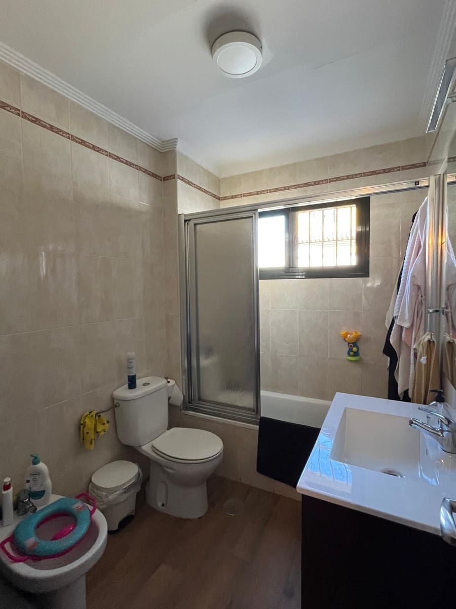 3 bedroom Terraced Villa for sale in Algeciras with pool garage - € 285,000 (Ref: 9711964)