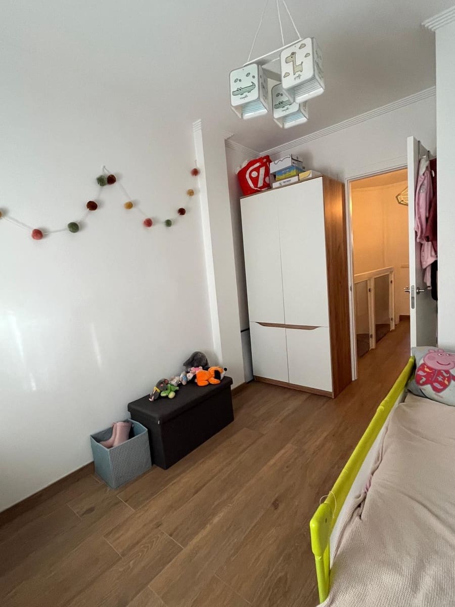 3 bedroom Terraced Villa for sale in Algeciras with pool garage - € 285,000 (Ref: 9711964)