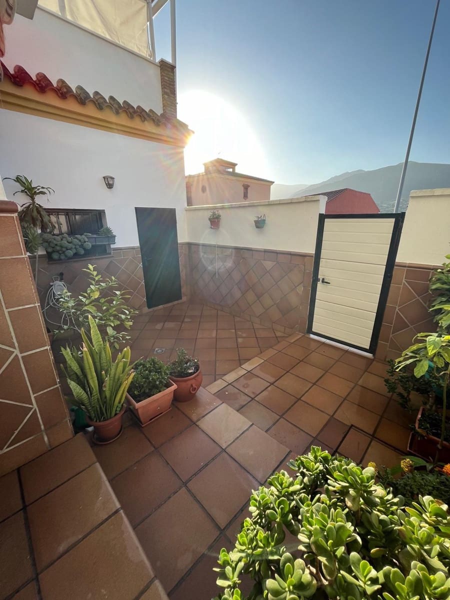 3 bedroom Terraced Villa for sale in Algeciras with pool garage - € 285,000 (Ref: 9711964)