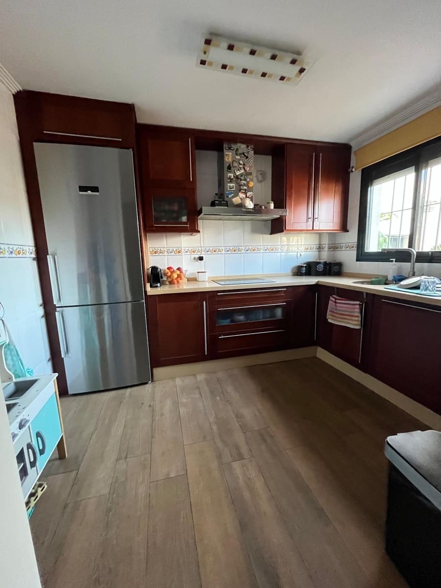 3 bedroom Terraced Villa for sale in Algeciras with pool garage - € 285,000 (Ref: 9711964)