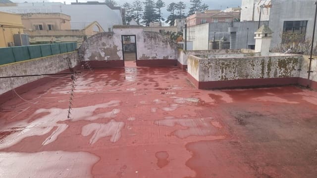 Local Commercial à vendre à La Línea de la Concepción - 1 260 000 € (Ref: 9743131)