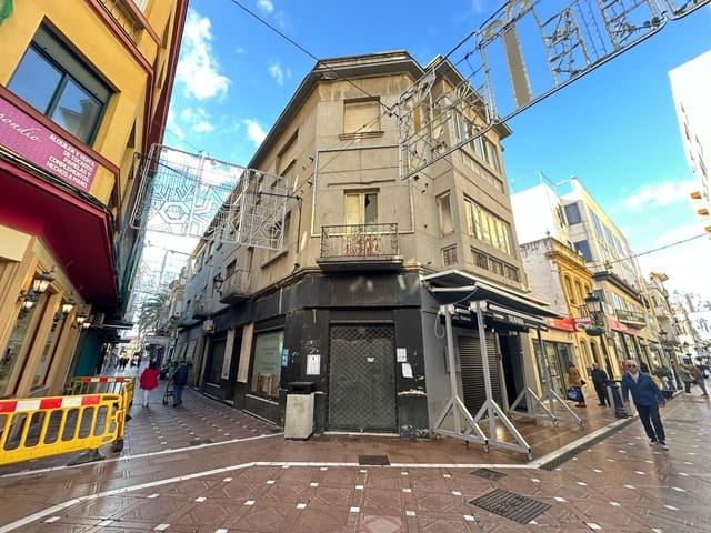 Local Commercial à vendre à La Línea de la Concepción - 1 260 000 € (Ref: 9743131)