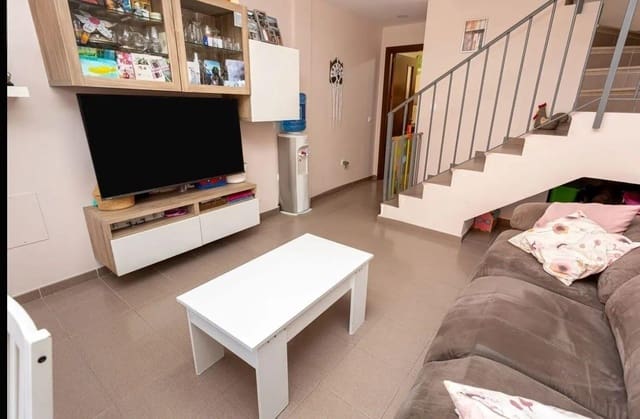 3 soverom Rekkehus til salgs i Algeciras - € 180 000 (Ref: 9747886)