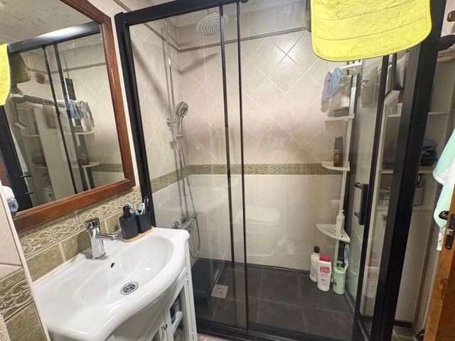 3 makuuhuone Asunto myytävänä paikassa Algeciras - 155 500 € (Ref: 9755670)