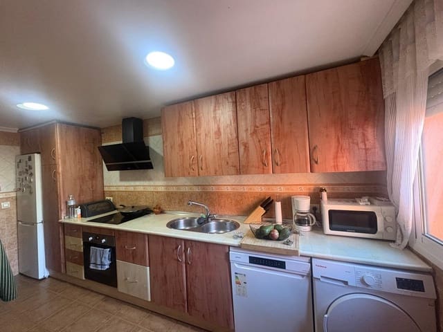 3 makuuhuone Asunto myytävänä paikassa Algeciras - 155 500 € (Ref: 9755670)