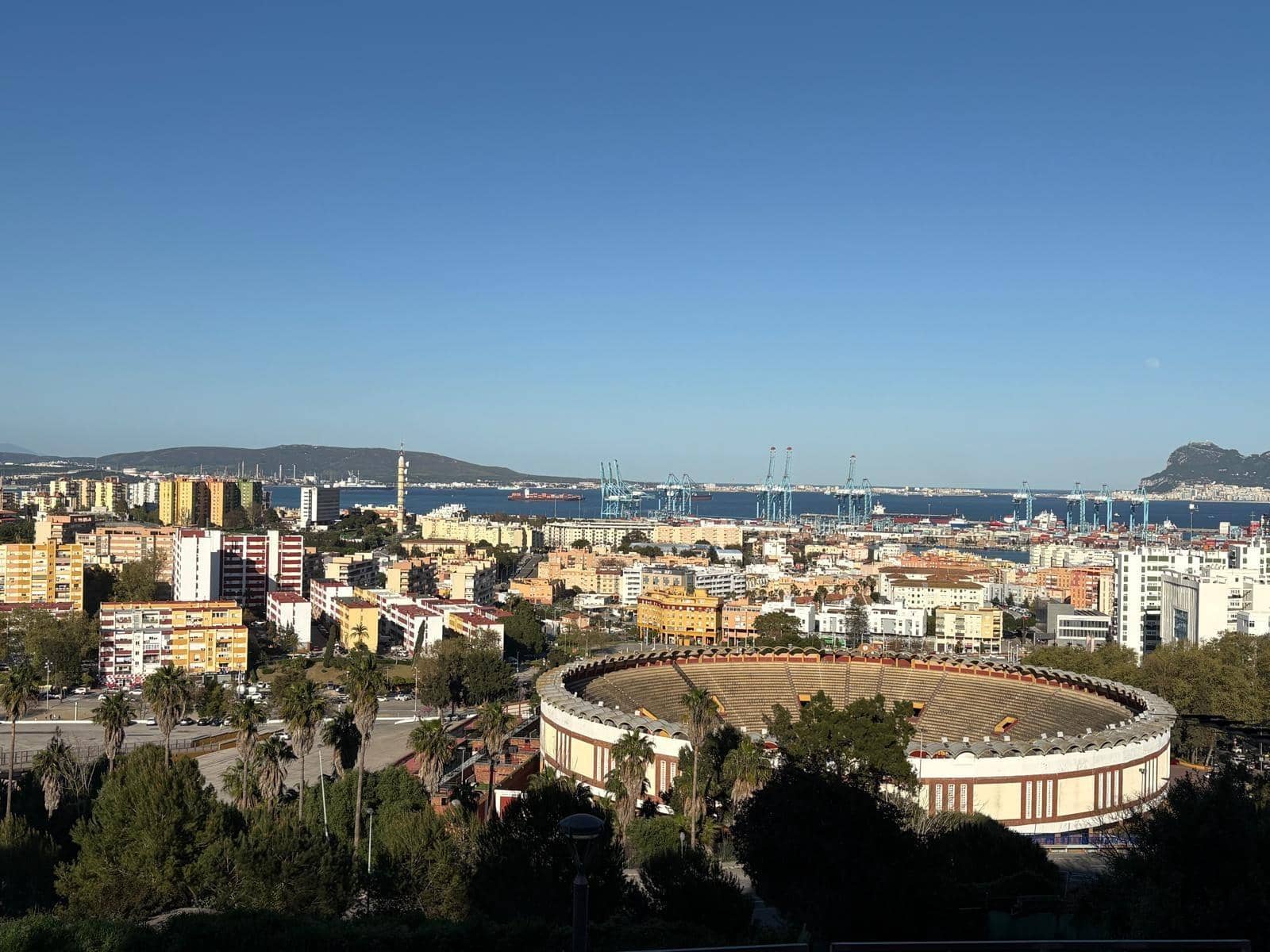 3 makuuhuone Asunto myytävänä paikassa Algeciras - 155 500 € (Ref: 9755670)