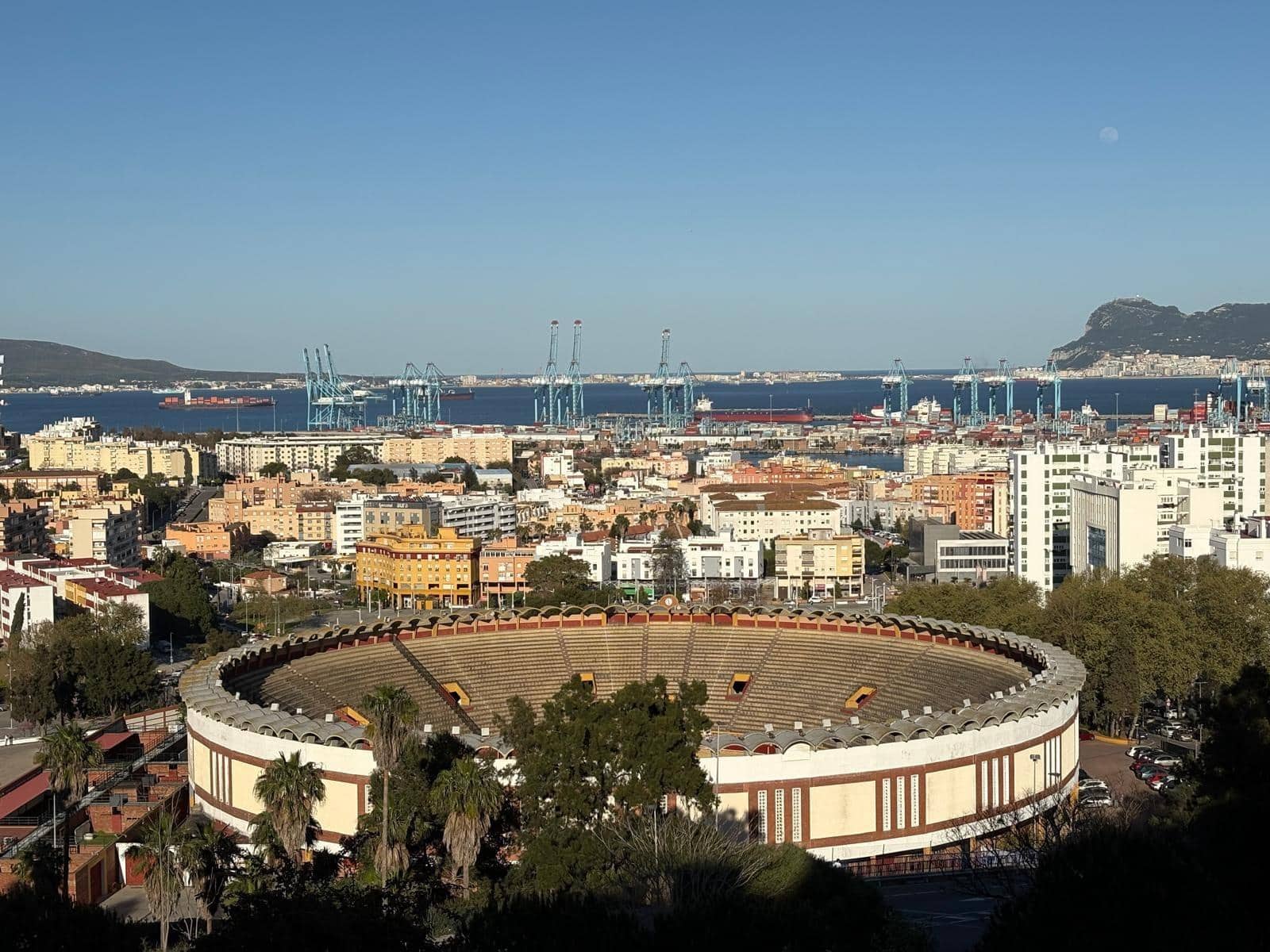 3 makuuhuone Asunto myytävänä paikassa Algeciras - 155 500 € (Ref: 9755670)