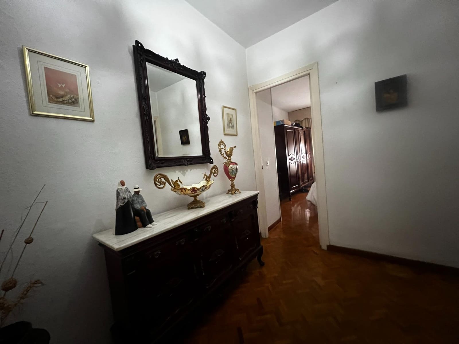 3 bedroom Flat for sale in Algeciras with garage - € 156,000 (Ref: 9770645)